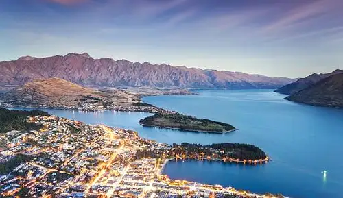 Queenstown International