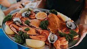 Mooloolaba seafood cruise