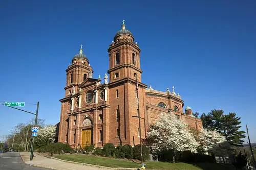 Explore Asheville at Your Own Pace – Audio Walking Tour